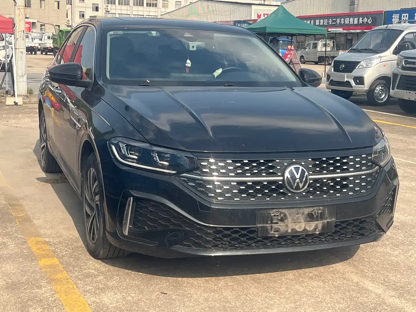 Volkswagen Lavida 2023 300TSI DSG Comfort Edition фото 3