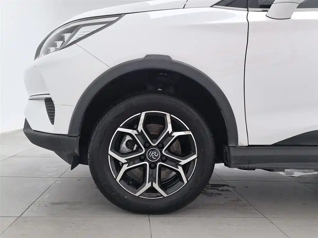 BYD Yuan Pro 2021 401KM Luxury Model фото 17