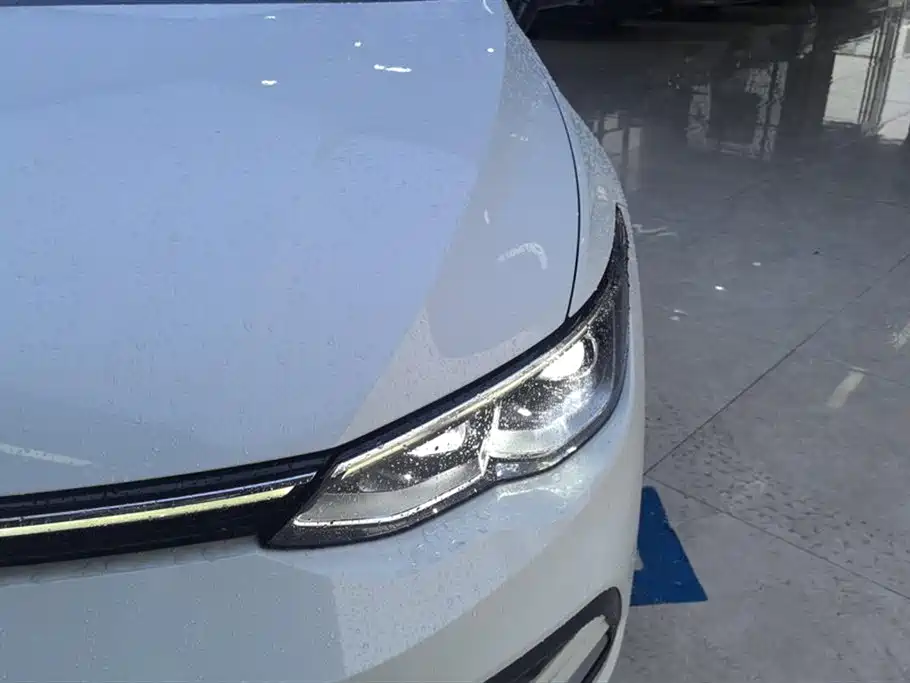 Volkswagen Golf 2023 Facelift 280TSI DSG Pro фото 5