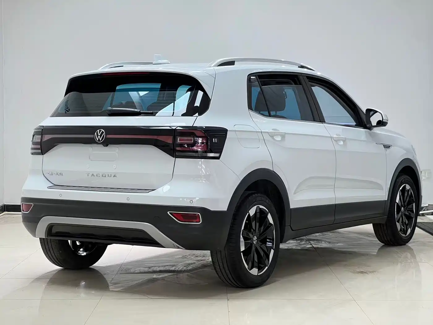 VOLKSWAGEN EXPLORING THE SHADOW