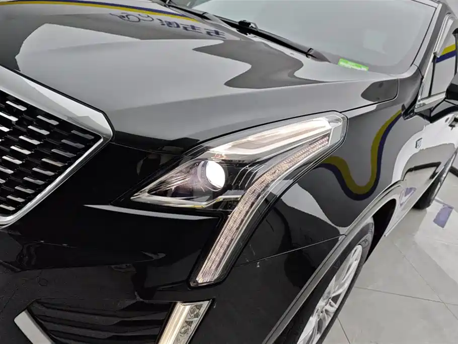 Cadillac XT5 2022 2.0T 2WD Luxury фото 5