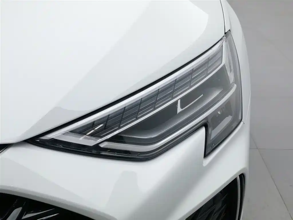 Audi A3 2025 A3L Limousine 35TFSI Flying Premium фото 7