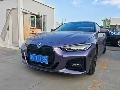 BMW 4