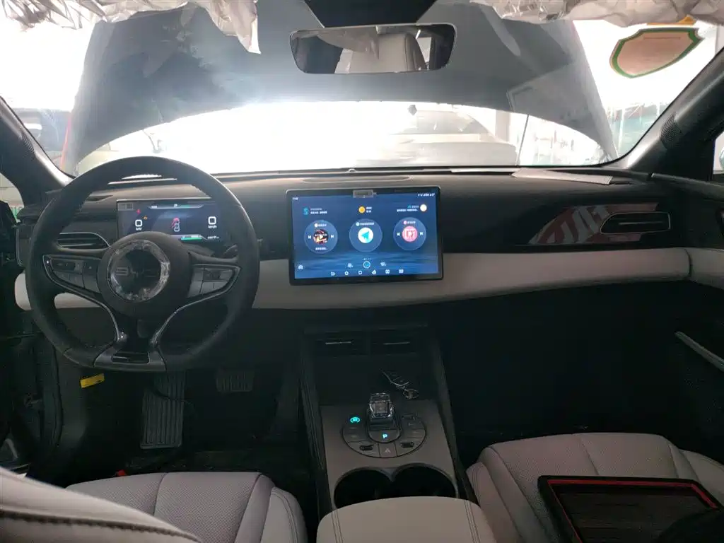 BYD Seal 06 New Energy 2024 DM-i 120KM Honor фото 10