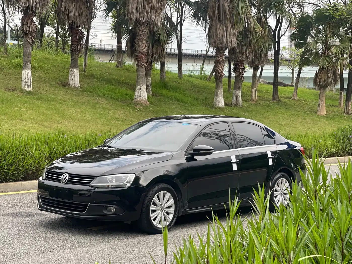 Volkswagen Sagitar 2014 Facelift 1.4TSI Automatic Luxury