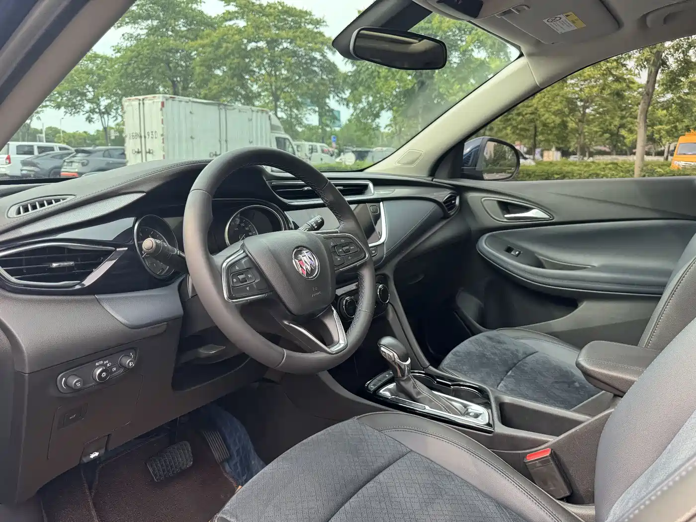 BUICK ANGKOLA GX