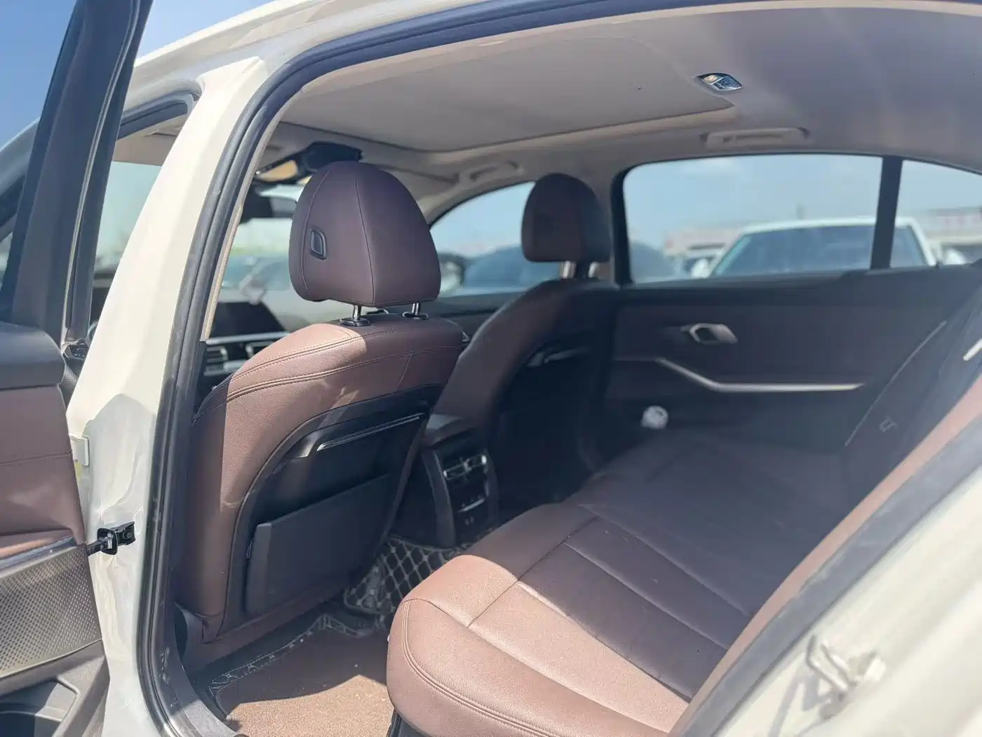 BMW 3 Series 2020 325Li M Sport Package фото 6