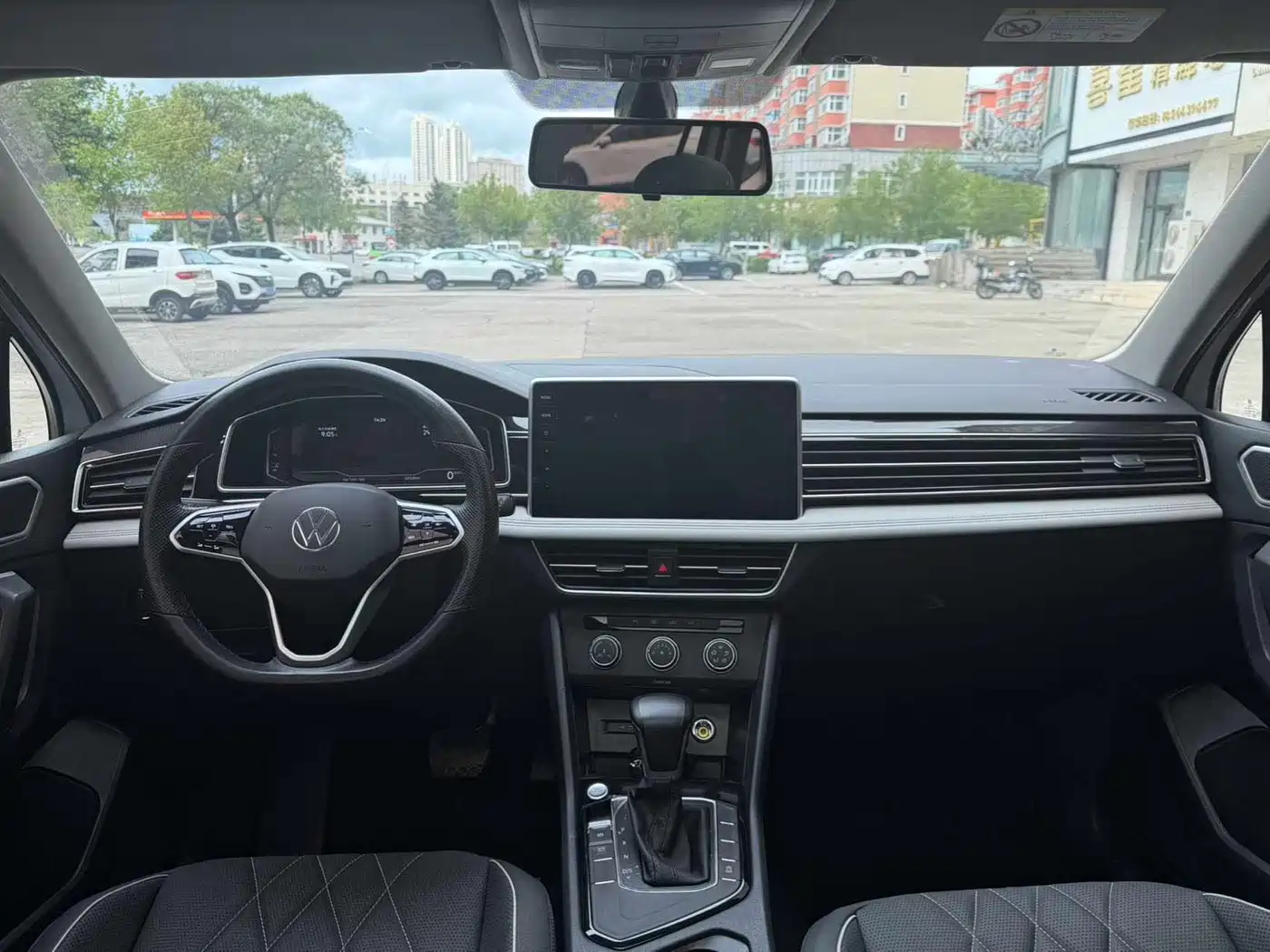 Volkswagen Tiguan L 2023 280TSI 2WD Trend Limited Edition фото 13