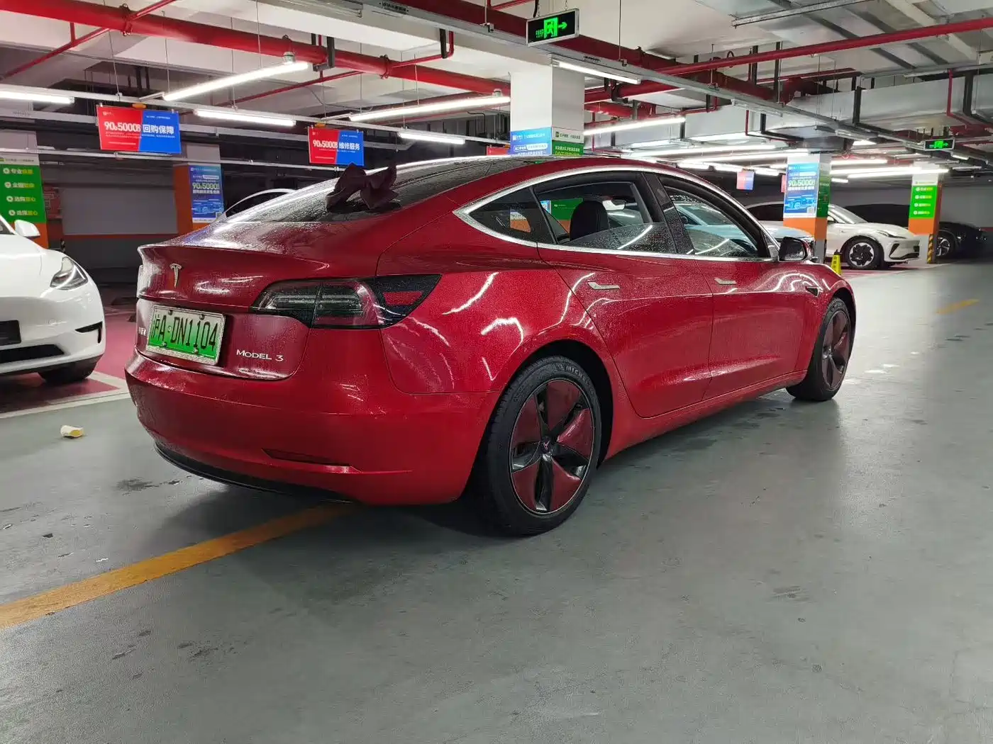 TESLA MODEL 3