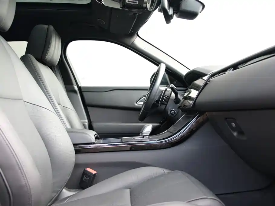 Land Rover Range Rover Velar 2025 2025 Dynamic HSE