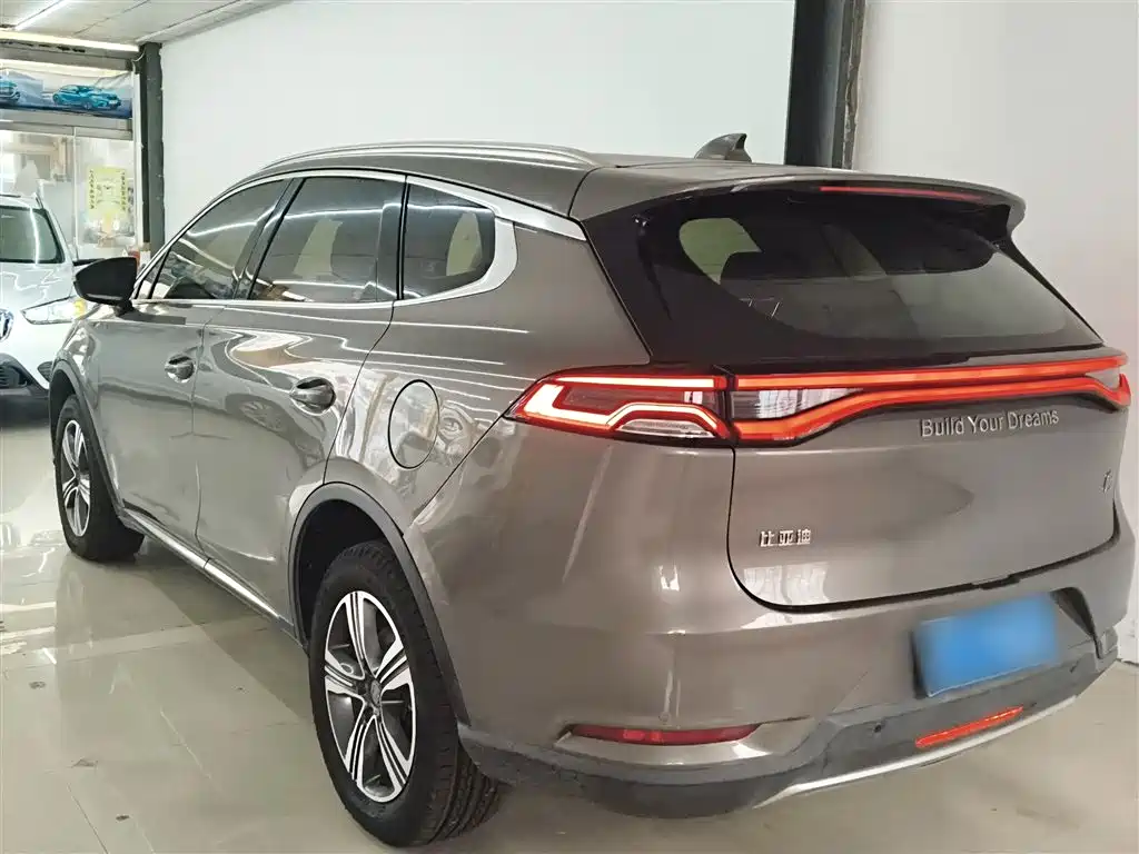 BYD Tang 2018 2.0T Automatic Smart Connection Delight Edition 7-Seater China V фото 5