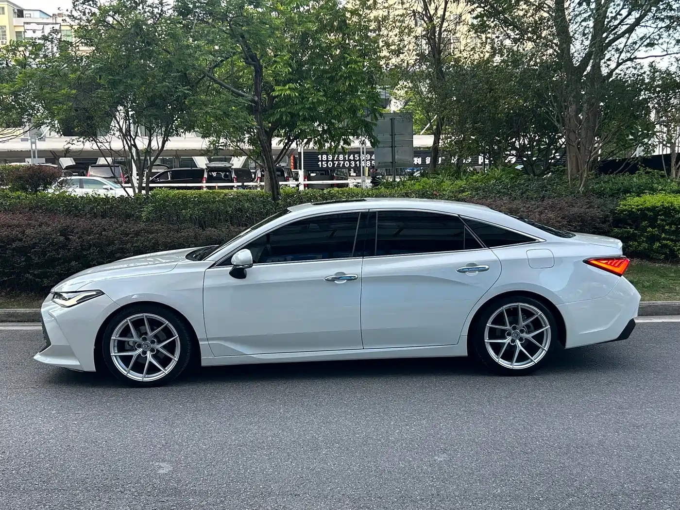 Toyota Avalon 2019 2.0L Progressive Edition (China VI) фото 10