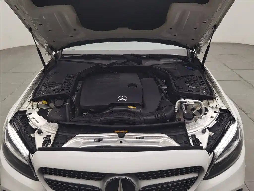 Mercedes-Benz C-Class 2019 C 260 L Sport фото 6