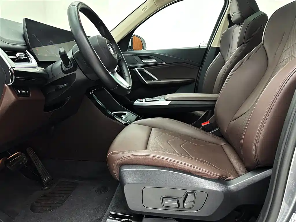 BMW X1 2023 sDrive20Li X Design Package фото 19