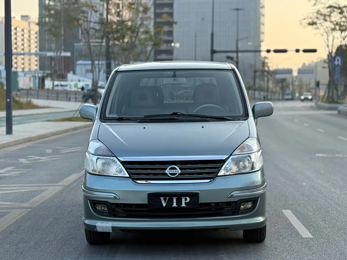 Dongfeng Yuxuan 2010 2009 2.5L Auto Luxury Edition