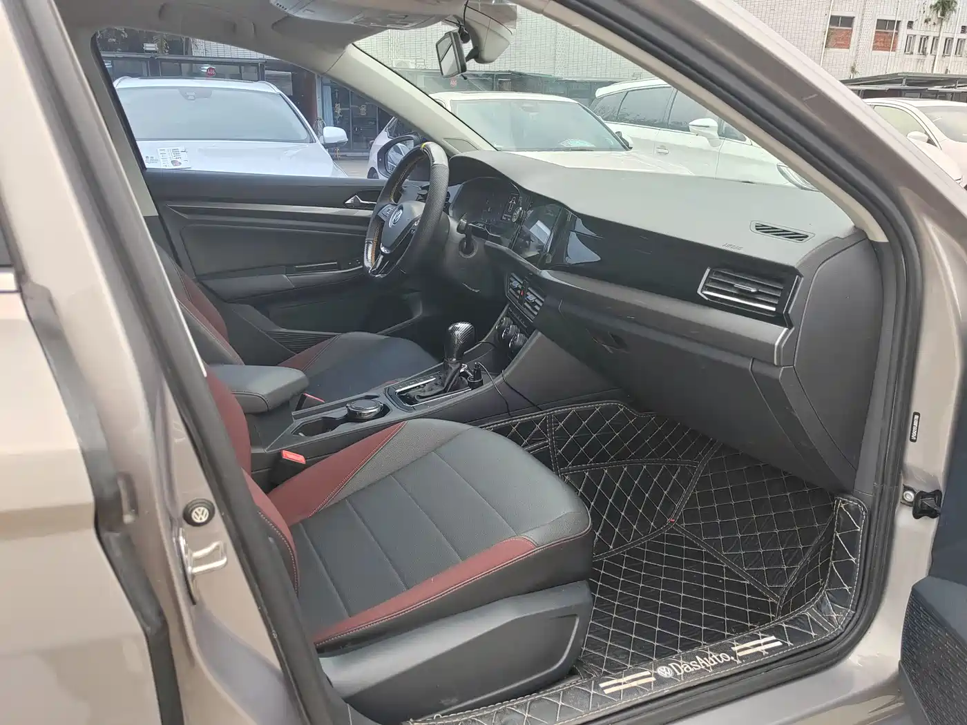 Volkswagen Bora 2019 280TSI DSG Elite Type фото 10
