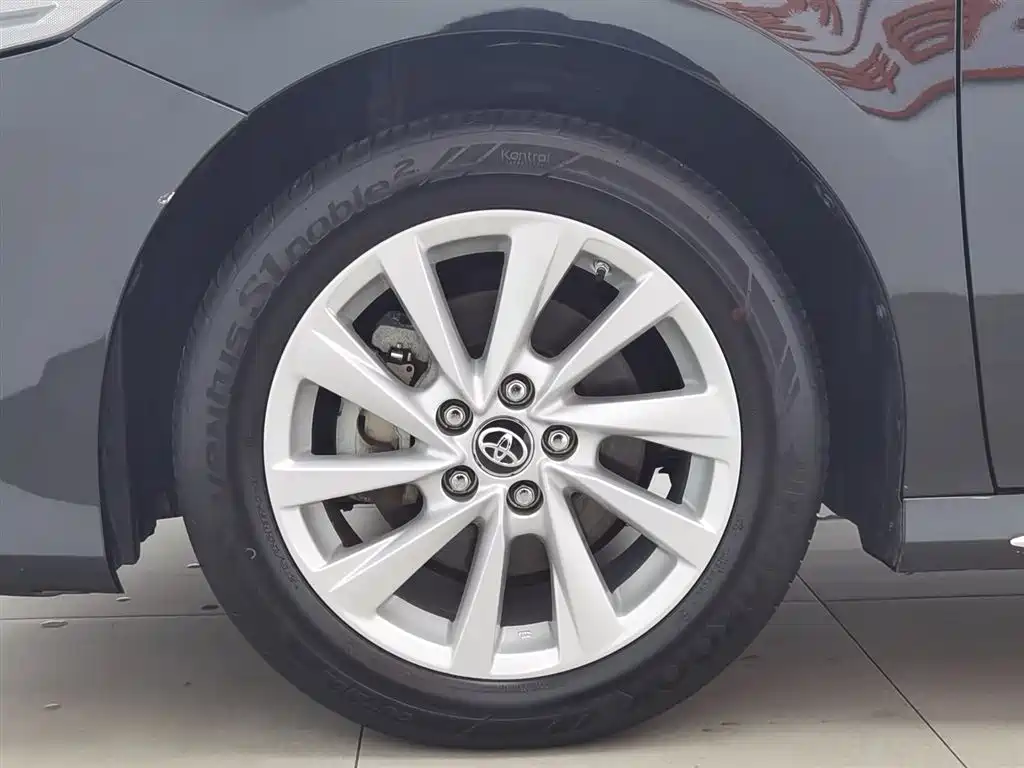 Toyota Camry 2023 2.0G Luxury Edition фото 17