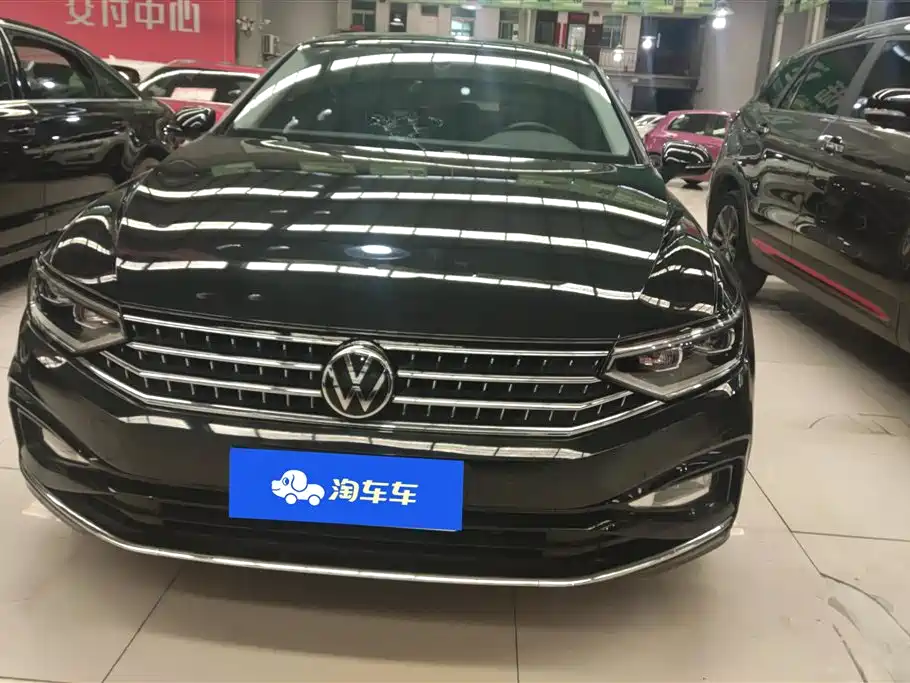 Volkswagen Magotan 2023 2 Million Units Anniversary Edition 330TSI DSG Leading Type фото 2