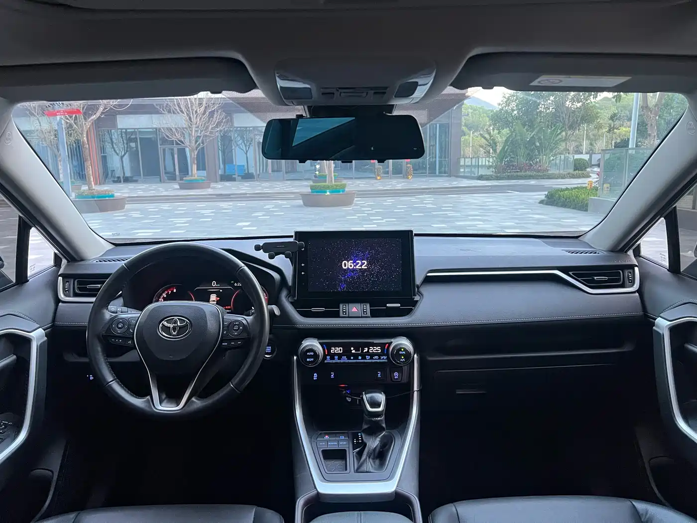 Toyota RAV4 Rongfang 2022 2.0L CVT 2WD Trend Plus Edition фото 7