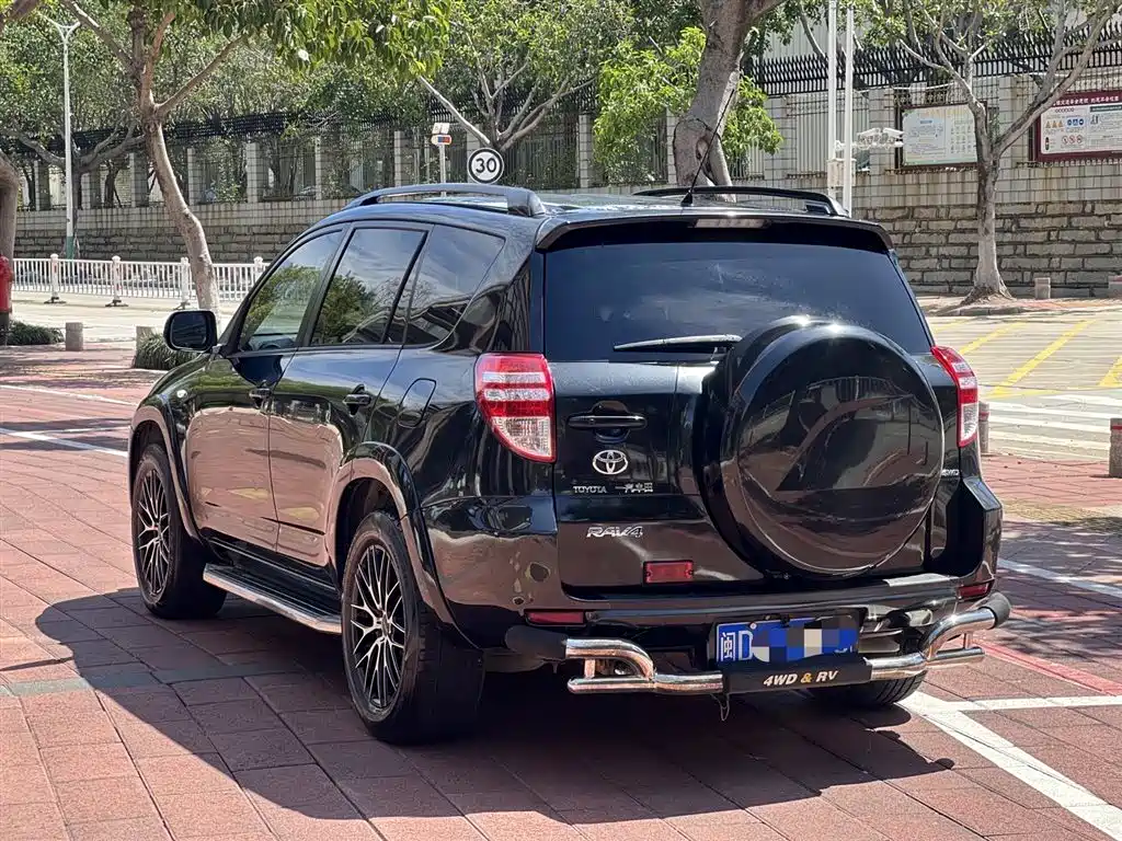 Toyota RAV4 Rongfang 2009 2.4L Automatic Luxury Edition фото 6