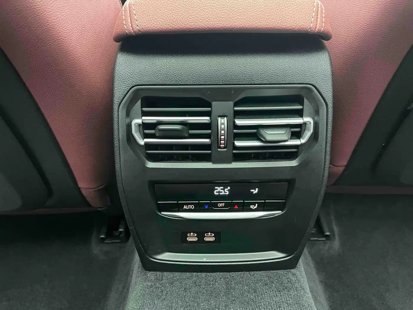 BMW 3 Series 2022 320Li M Sport Package фото 11