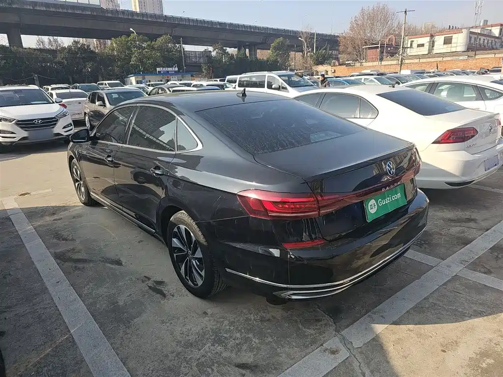 Volkswagen Passat 2023 Facelift 330TSI Elite Edition фото 5