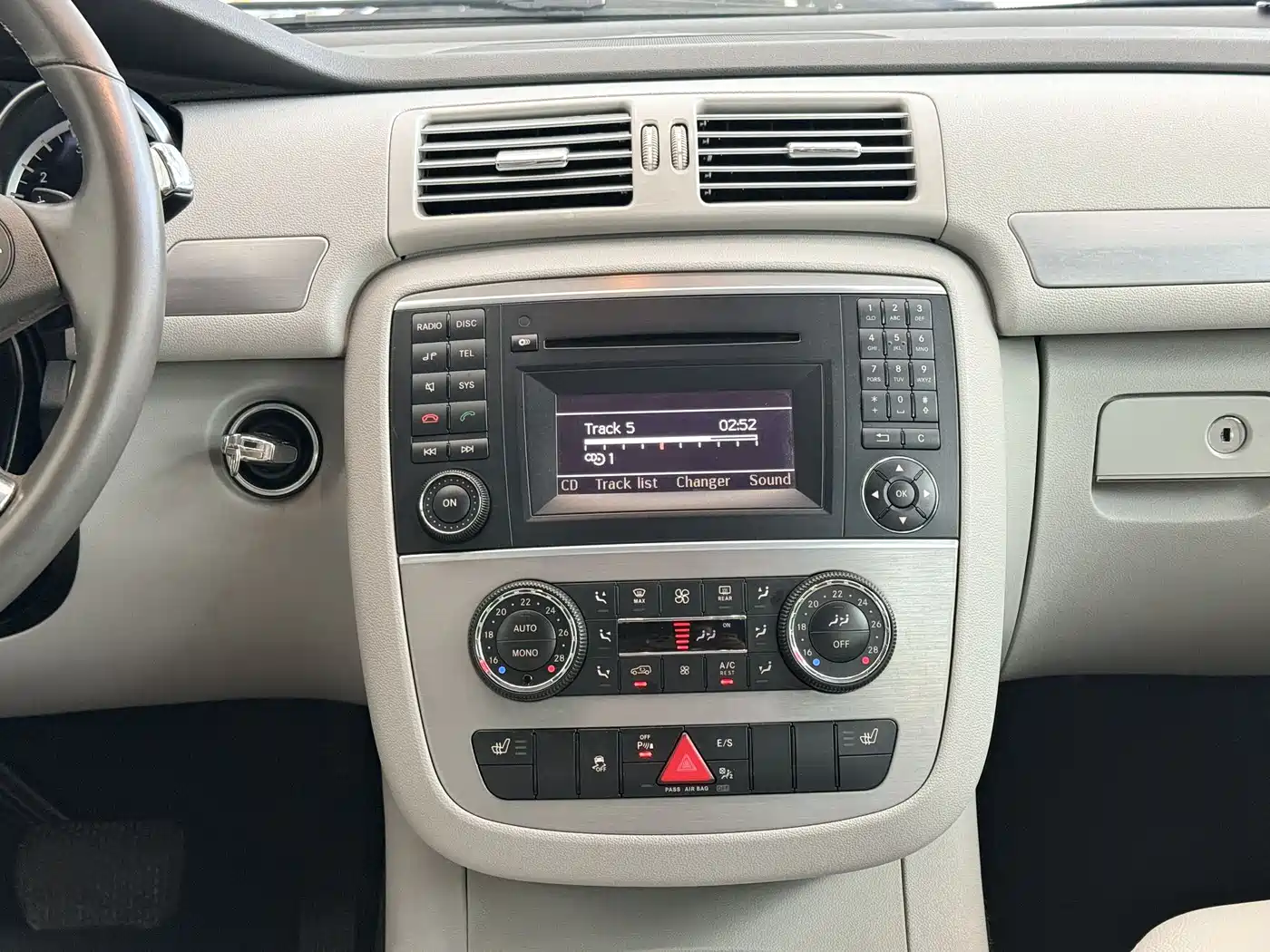 Mercedes-Benz R-Class 2011 R 300 L Business Class фото 13