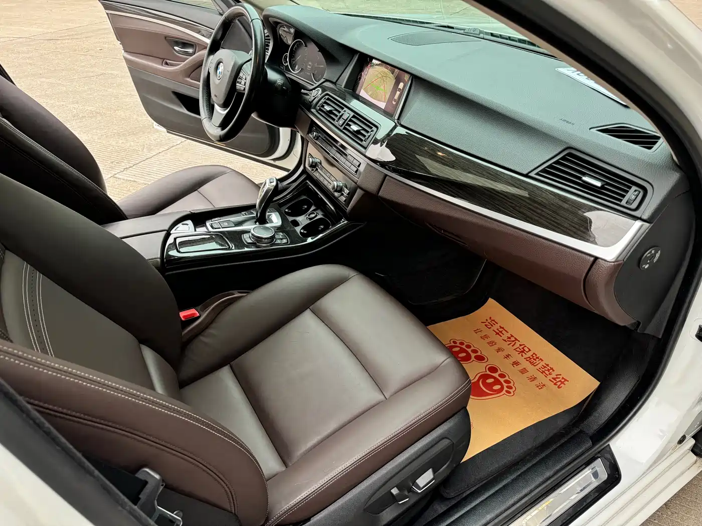 BMW 5 Series 2014 525Li Luxury Design Package фото 7
