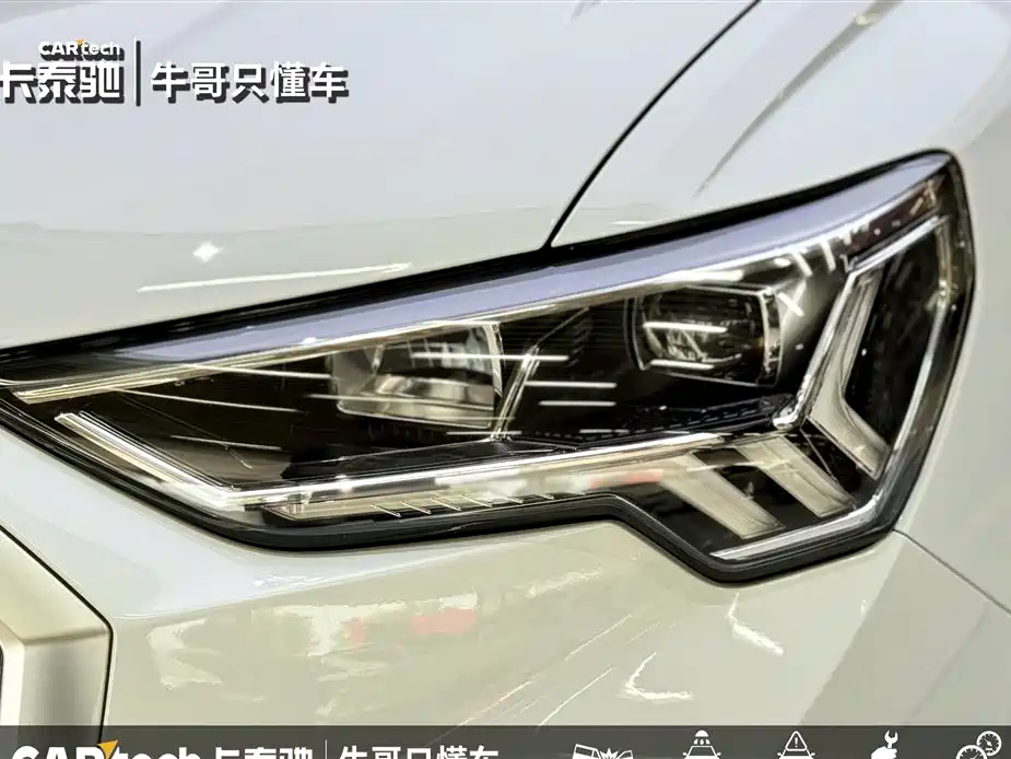 Audi Q3 2023 35 TFSI Fashion Dynamic Model (1.5T) фото 9
