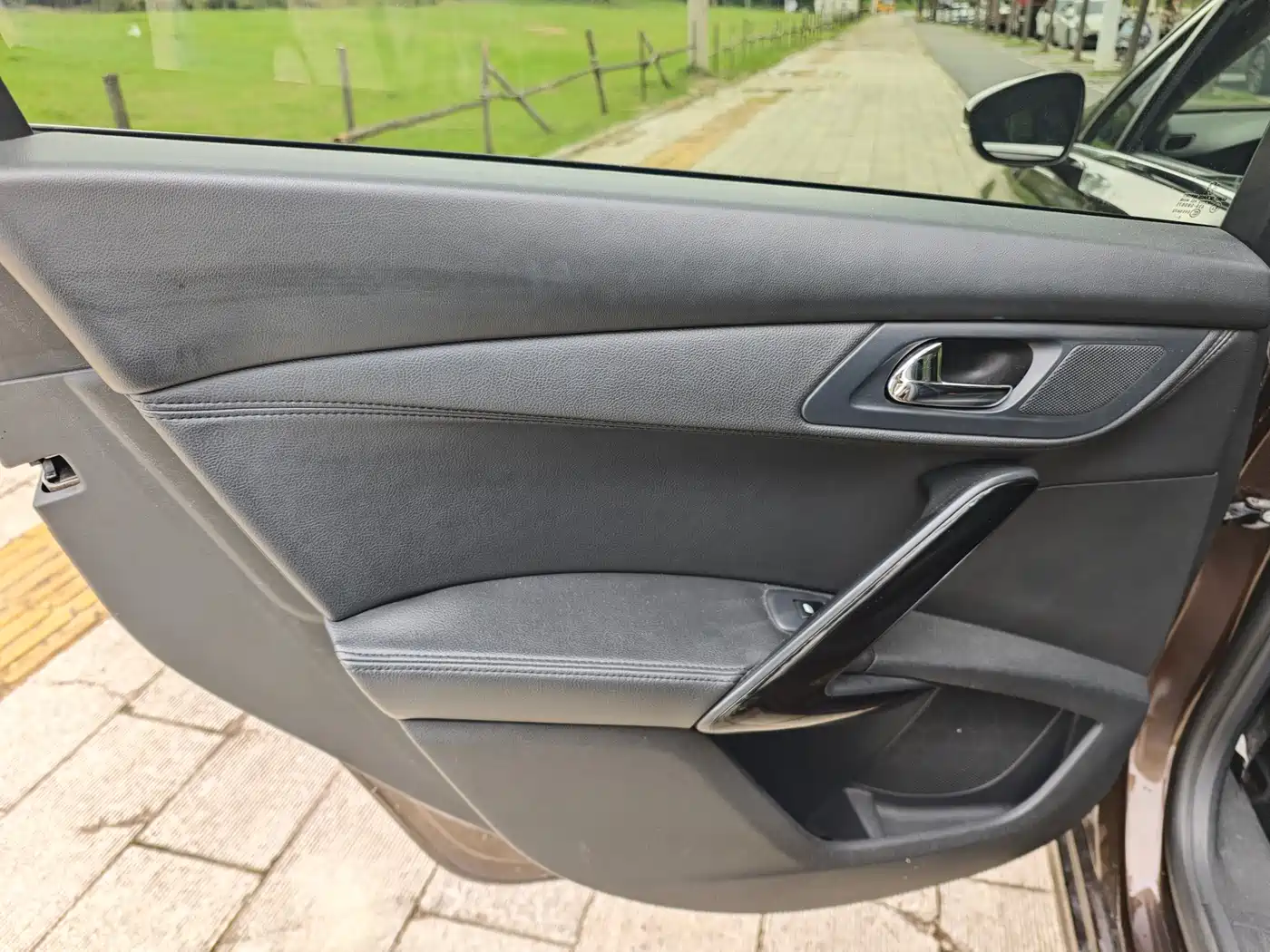 Peugeot 508 2015 1.6THP Auto Excellence Edition фото 10