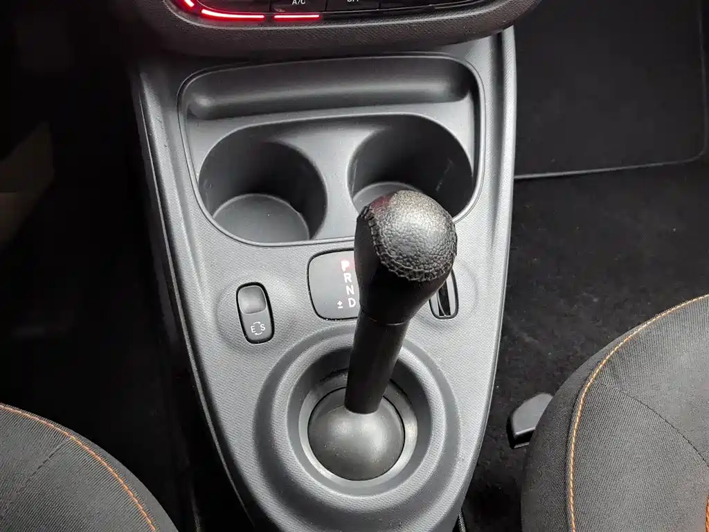 smart forfour 2016 1.0L 52kW Passion Edition фото 13
