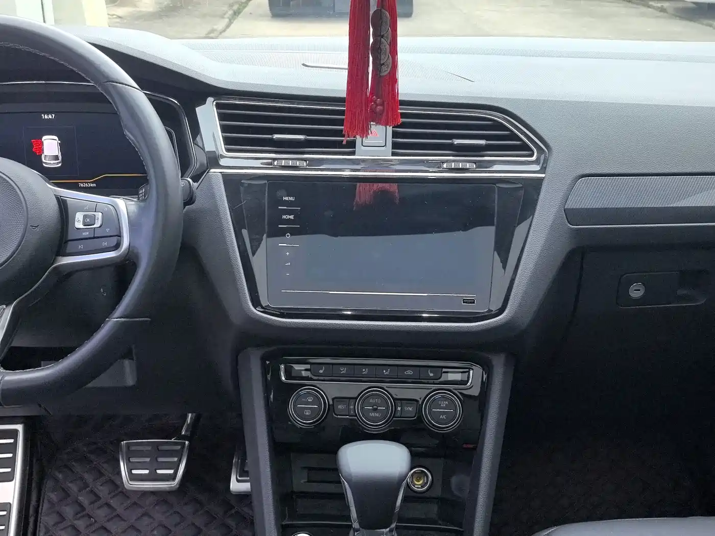Volkswagen Tiguan L 2021 330TSI Automatic 2WD R-Line Premium фото 10