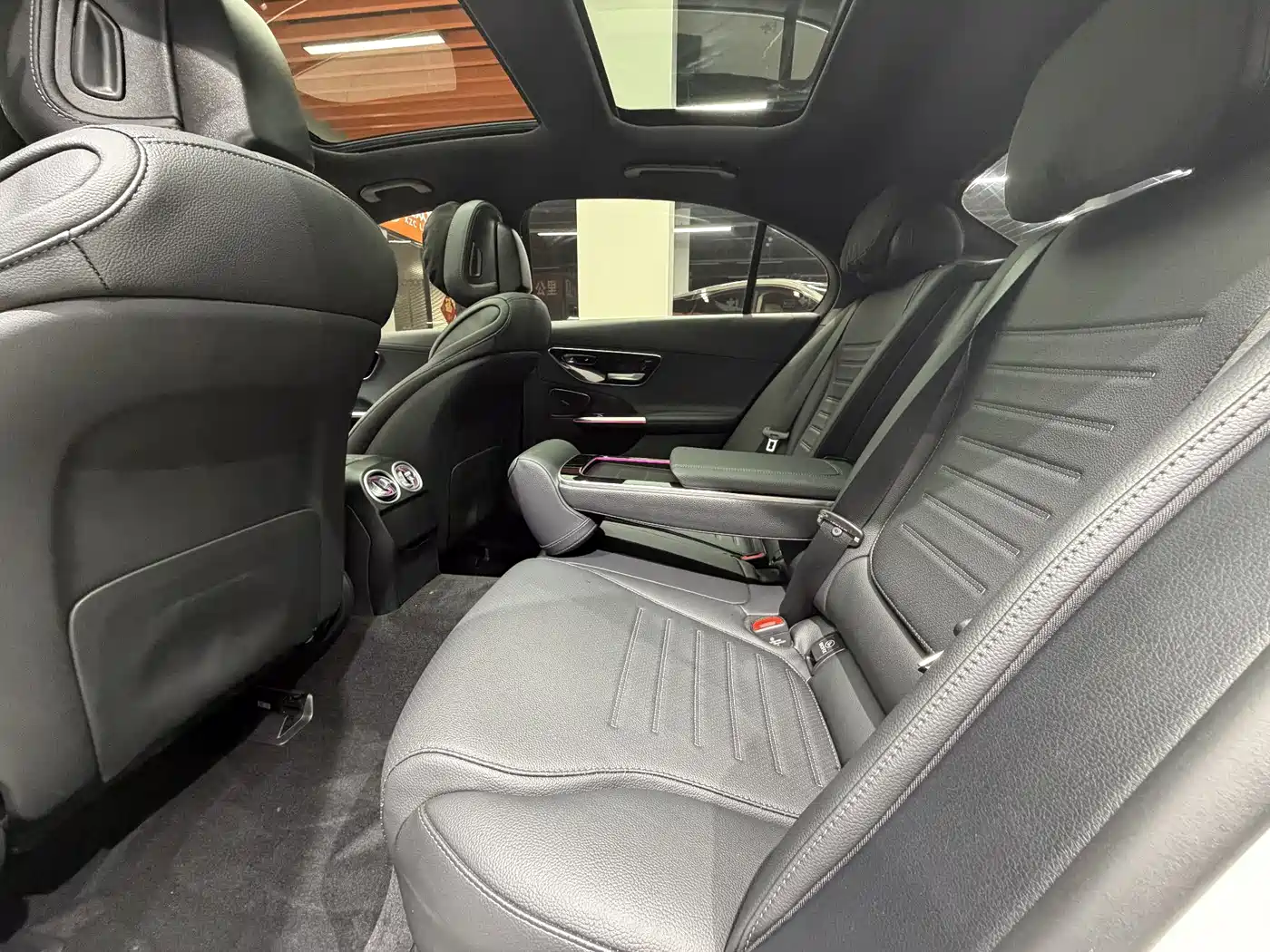 Mercedes-Benz C-Class 2025 C 260 L Sport Edition фото 9