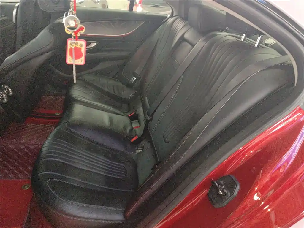 Mercedes-Benz CLS 2020 CLS 300 Dynamic фото 13