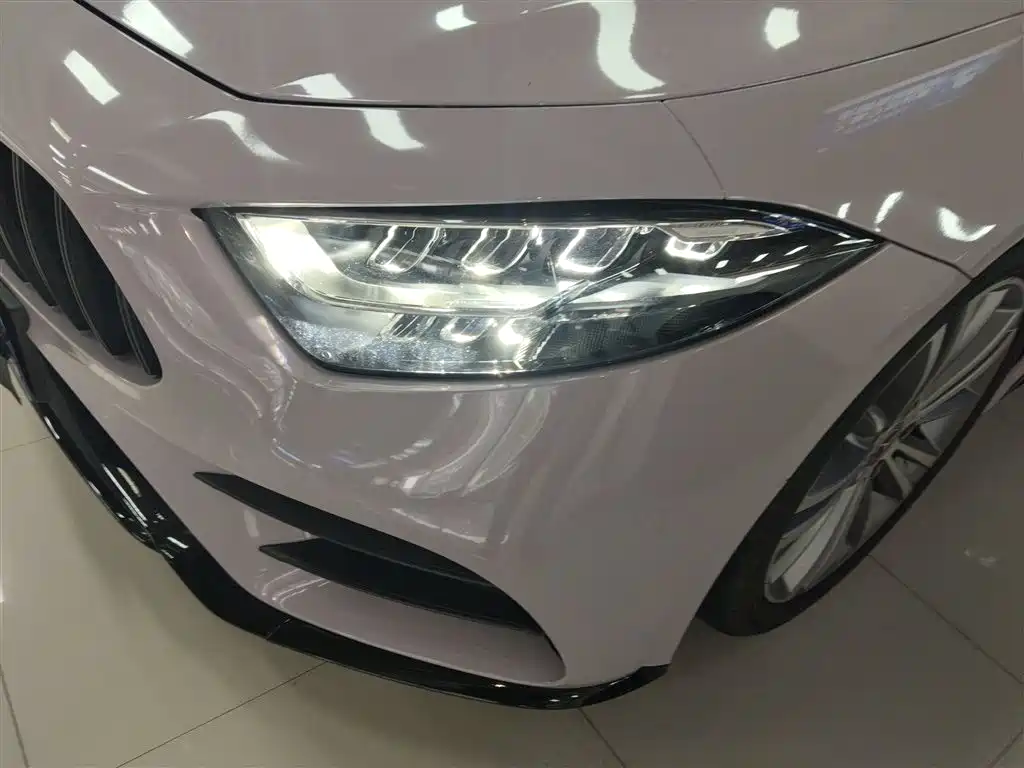 Mercedes-Benz CLS 2020 CLS 300 Dynamic фото 18
