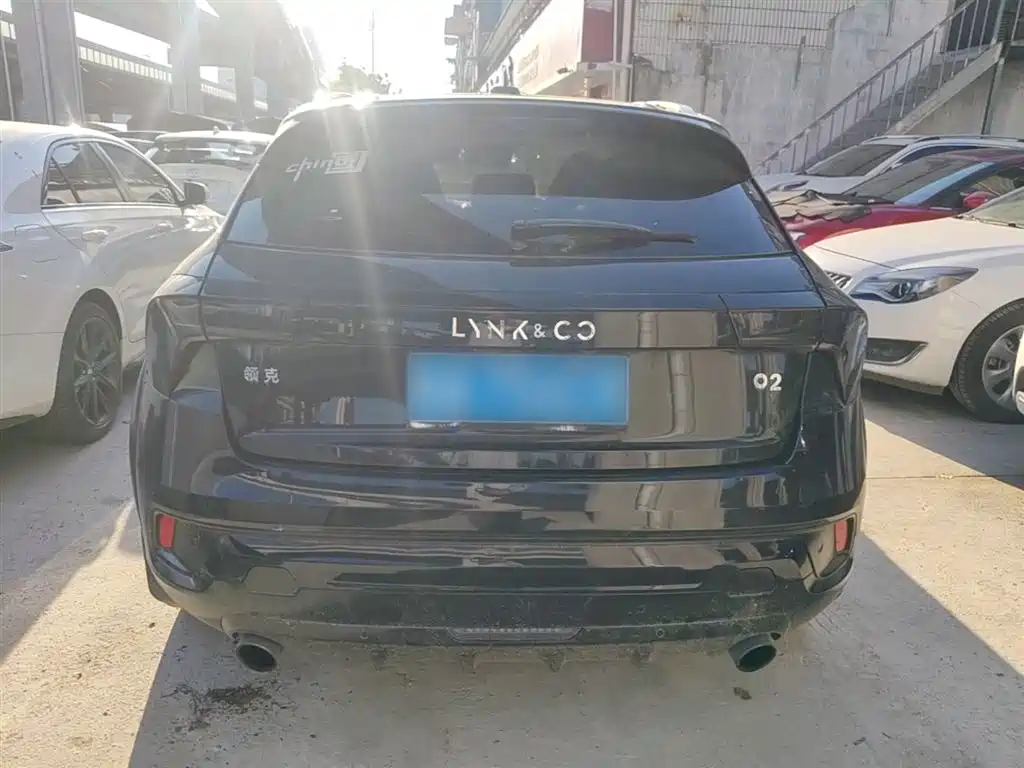 Lynk & Co 02 2018 1.5T DCT 2WD Power Pro Edition China V фото 4