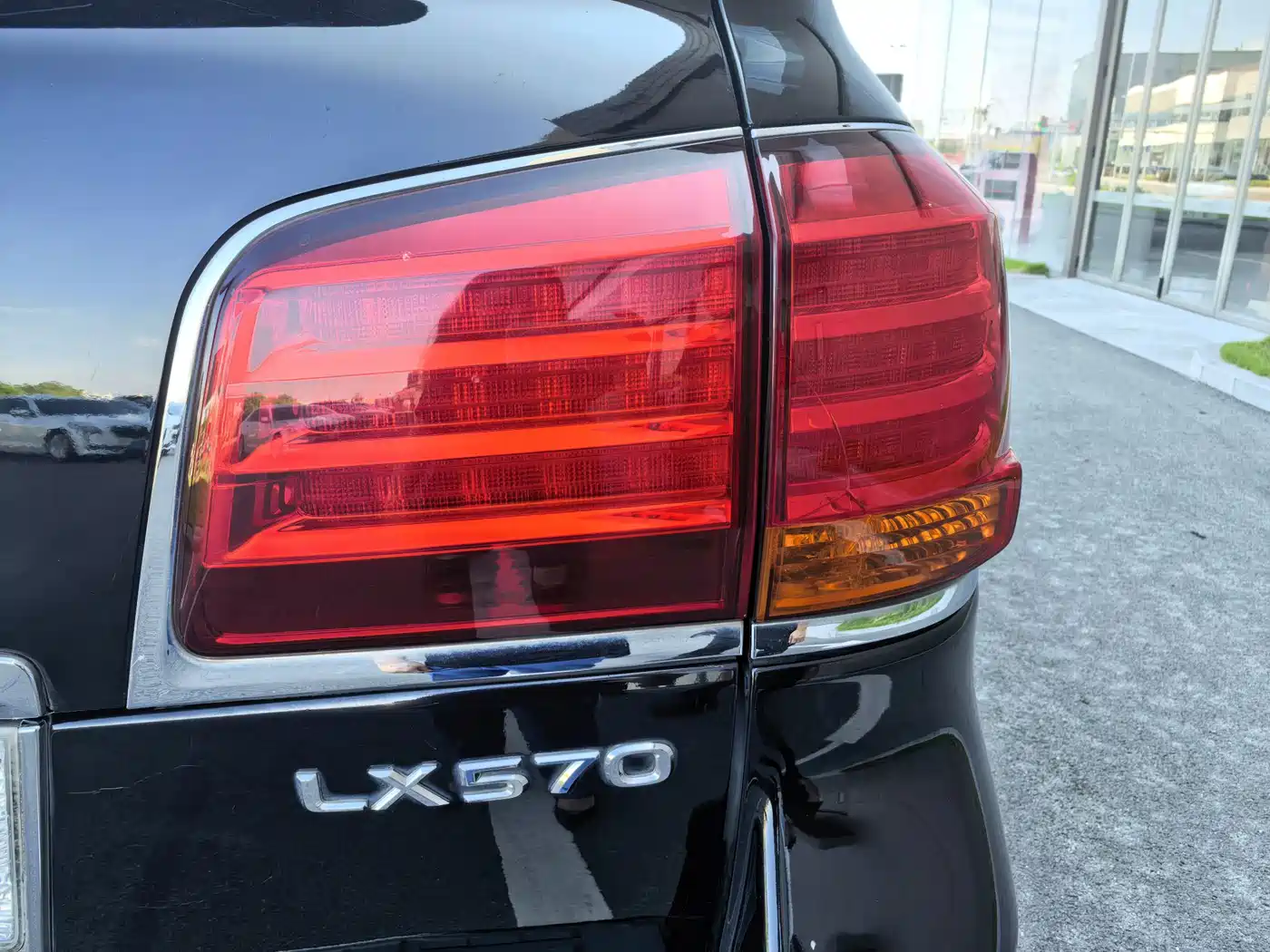 Lexus LX 2011 2012 Model 570