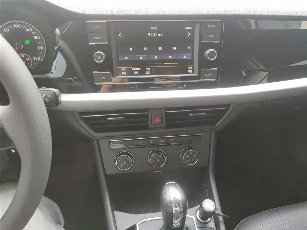 Volkswagen Lavida 2019 1.5L Automatic Comfort Edition China VI фото 13