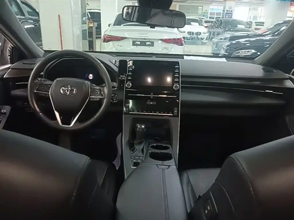 Toyota Avalon 2021 2.5L Luxury Edition фото 10