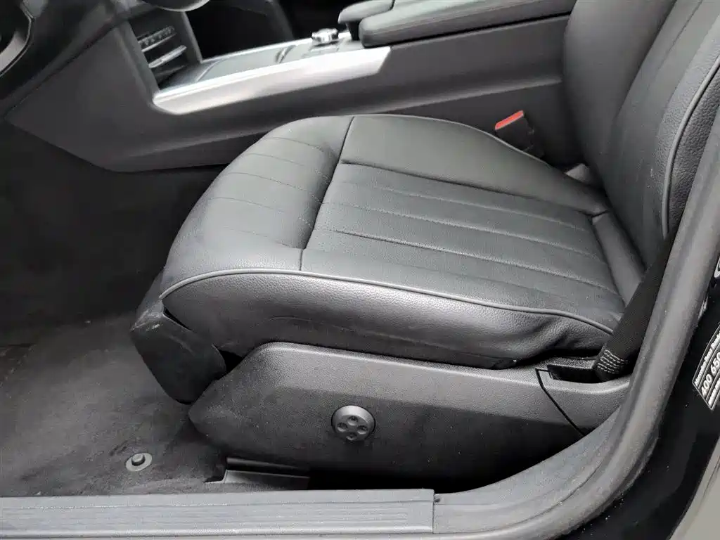 Mercedes-Benz E-Class 2015 Facelift E 260 L Sport фото 20