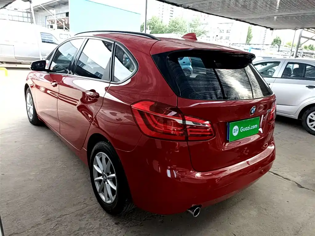 BMW 2 Series Touring 2016 218i Fashion Model фото 5