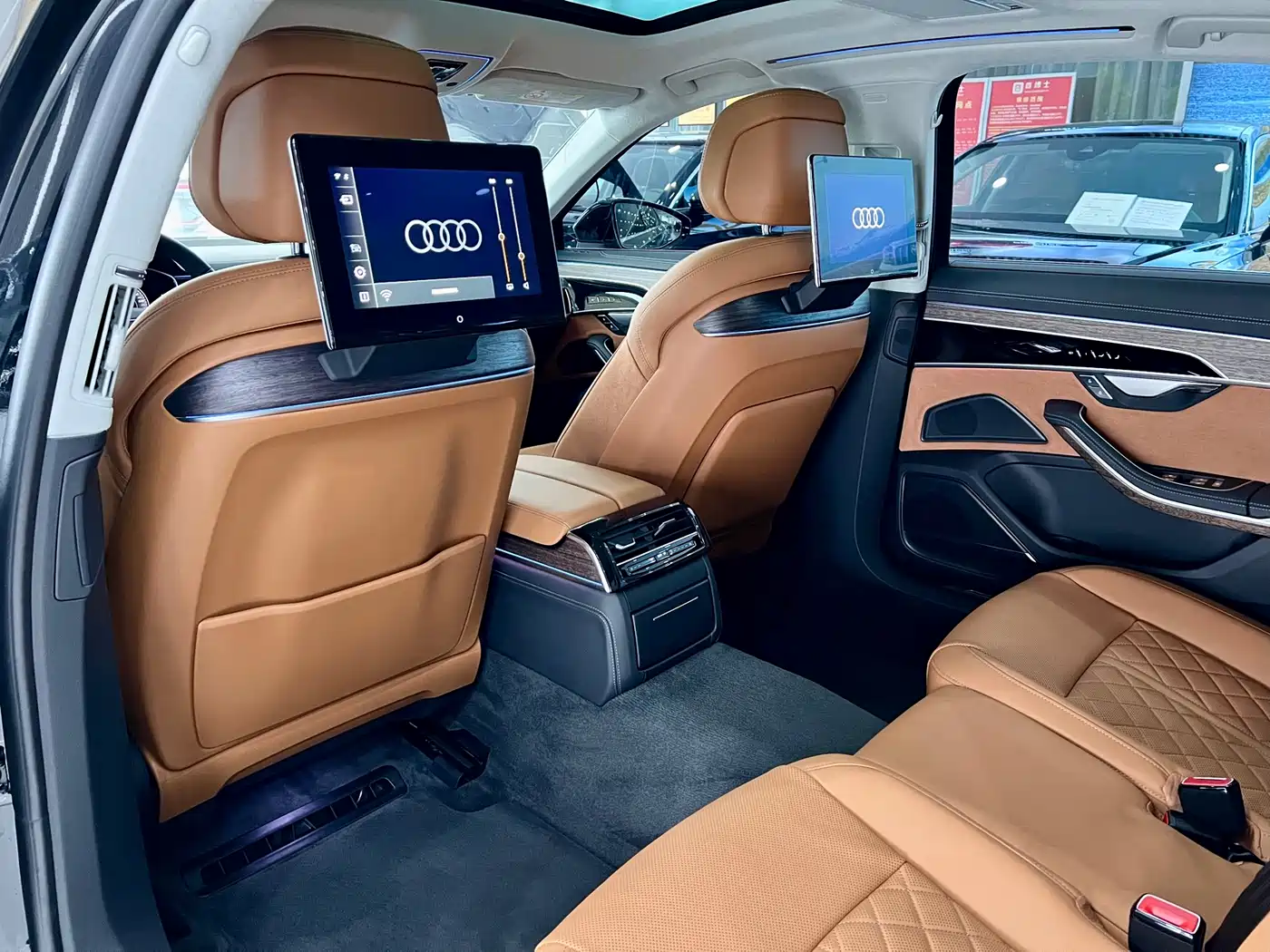 Audi A8 2025 A8L 55 TFSI quattro Flagship фото 21