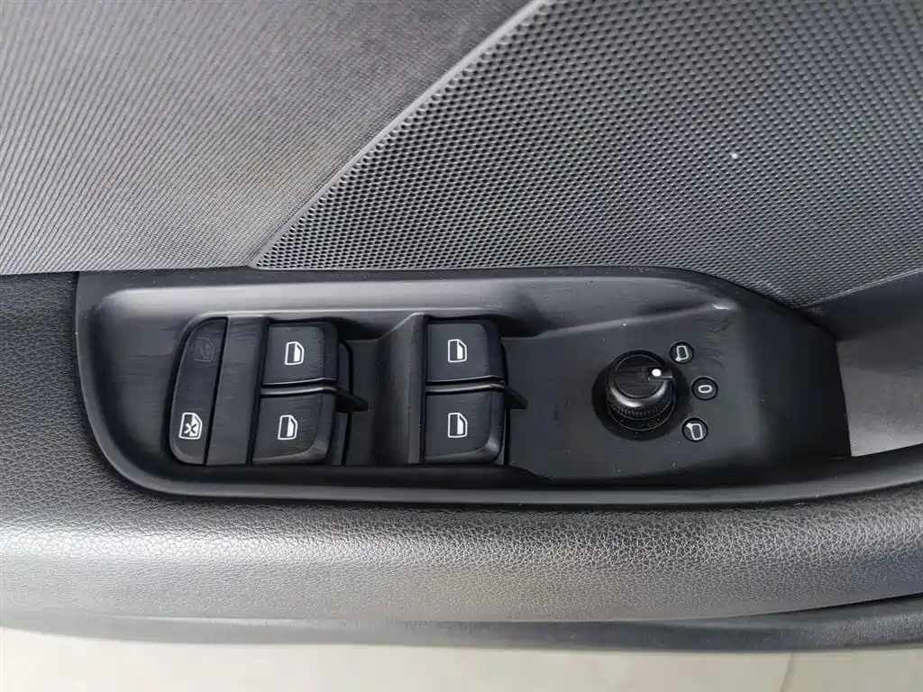Audi A3 2014 Limousine 35 TFSI Auto Progressive фото 9