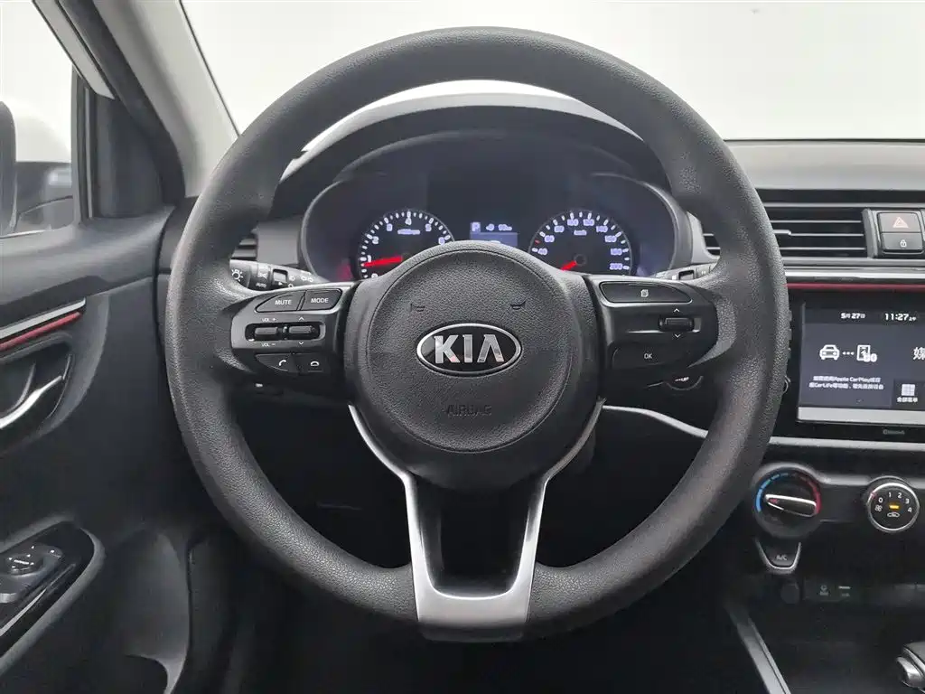 Kia KX CROSS 2017 1.4L AT GLS фото 11