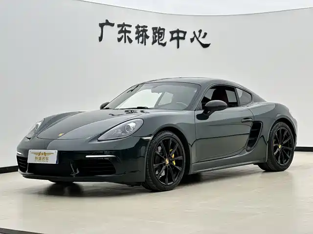 PORSCHE 718