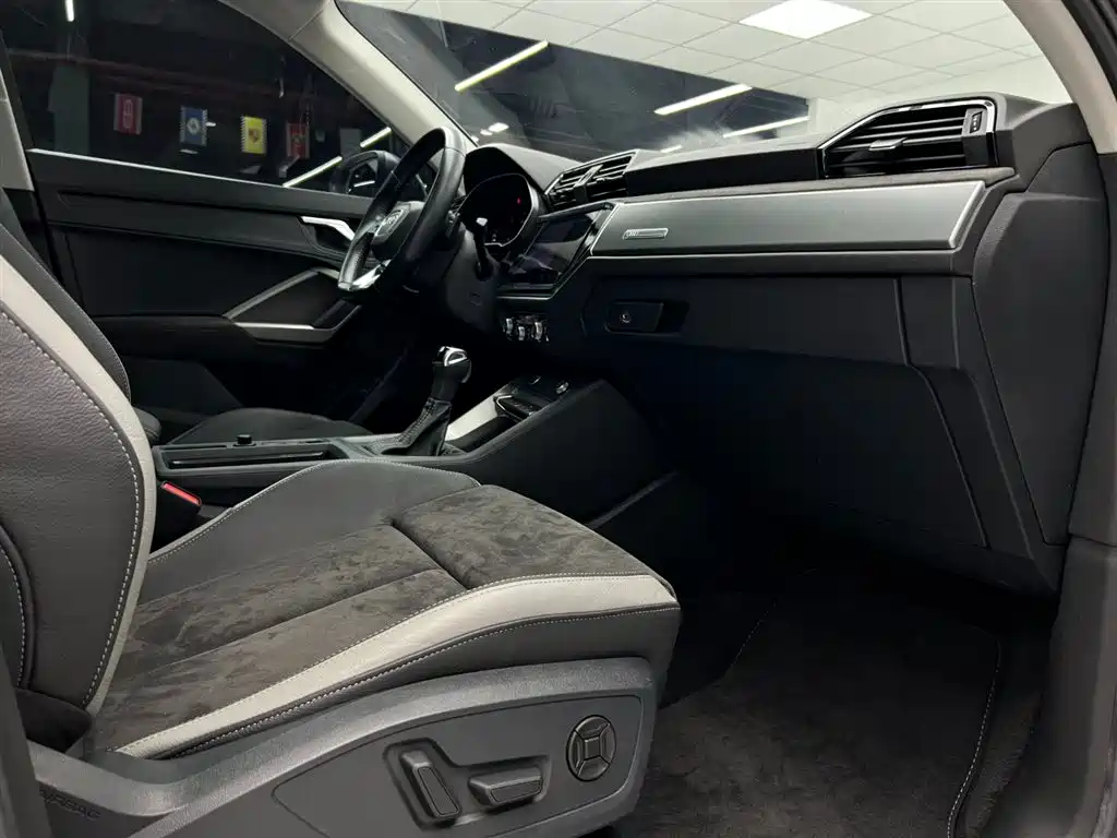 Audi Q3 2022 35 TFSI Fashion Dynamic фото 21