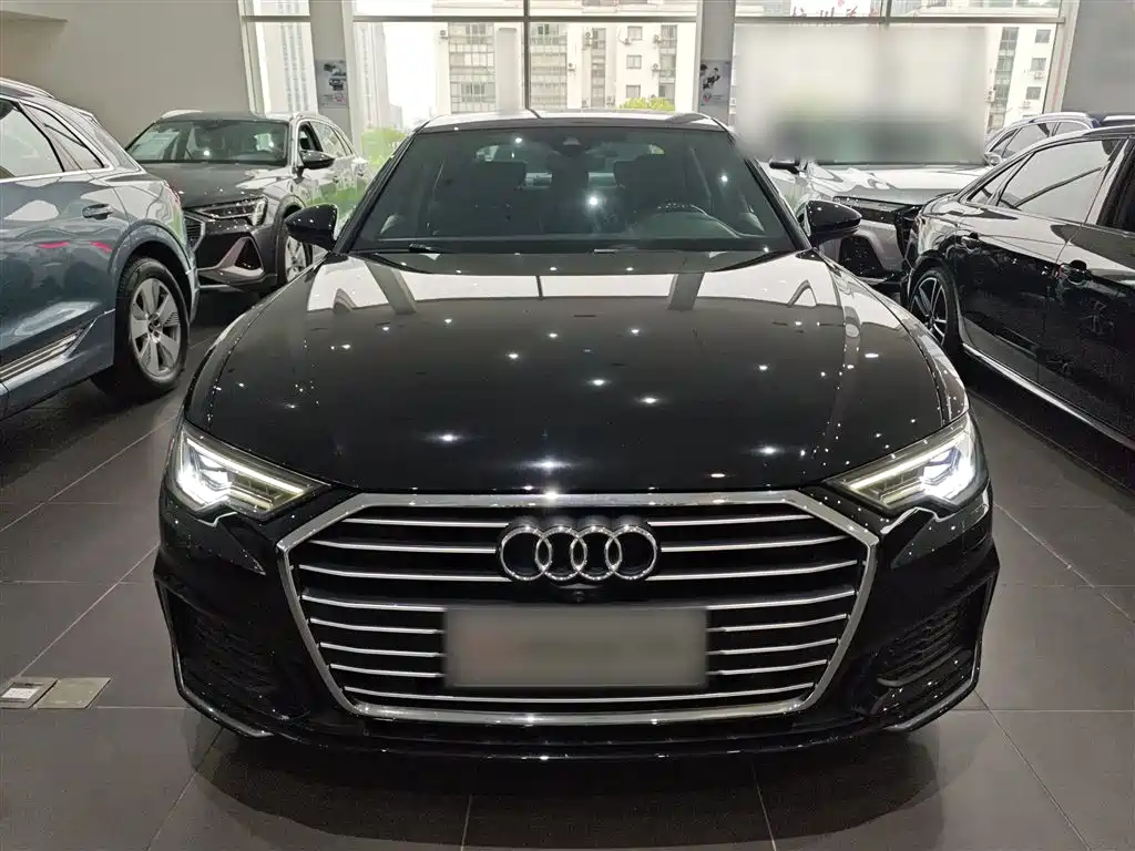 Audi A6L 2022 40 TFSI Luxury Dynamic фото 3