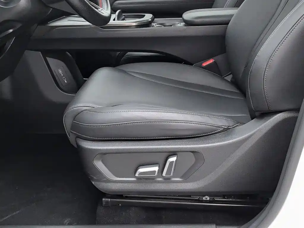 Haval Xiaolong 2023 1.5L 110KM Pilot Edition фото 20