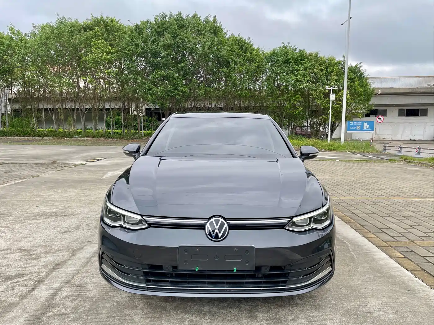 Volkswagen Golf 2021 280TSI DSG Pro Launch Edition фото 2