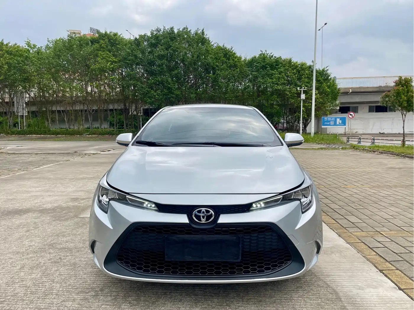 Toyota Levin 2021 185T CVT Progressive Edition фото 2